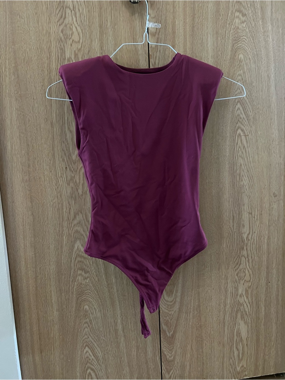 Aritzia Babaton Burgundy Bodysuit